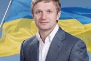 Степан  ІВАХІВ: «СПРОБА ПРИПИСАТИ МЕНЕ ДО ПАРТІЇ РЕГІОНІВ — ЦЕ ОСТАННІЙ ШАНС ПОЛІТИКІВ-НЕВДАХ ОБДУРИТИ ВОЛИНЯН»*