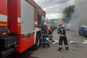 У Рівному червоний півень атакував лазню (Відео, фото)