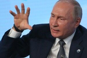 Bloomberg дізнався, як путін ухвалював рішення про вторгнення в Україну