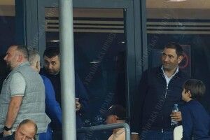 Отака «деолігархізація»: Арахамія та кілька міністрів зустрілися з Коломойським та Суркісом