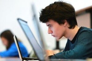 Як одинадцятикласники мають готуватися до вступної кампанії і яку роль відіграватимуть шкільні оцінки?