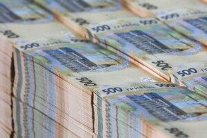 Яку зарплату у березні нарахували голові Волинської ОДА