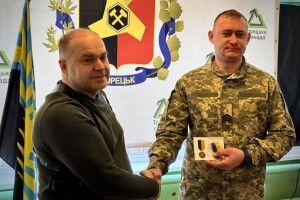 Бійців волинської бригади нагородили медалями «За оборону Торецької громади»