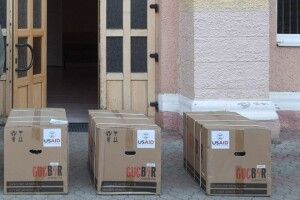 Десять громад Волині отримали 50 потужних генераторів 