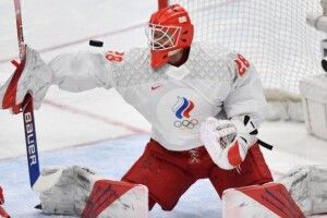 Хотів у НХЛ, а потрапив до Мурманська. Воротаря збірної рф забрали у армію