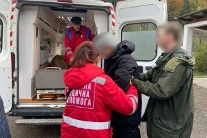 На Закарпатті врятували ухилянтів, які дві доби блукали у горах