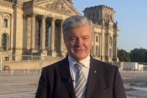 Порошенко про підсумки візиту до Берліна: цими днями тут вирішують питання підтримки України