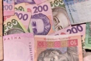 В уряді назвали зарплати, які зупинять трудову еміграцію в Польщу