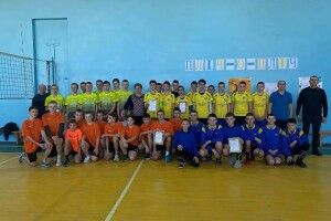 У громаді на Волині «Пліч-о-пліч» зіграли у волейбол
