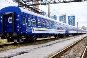 З Києва до Львова курсуватимуть новенькі потяги