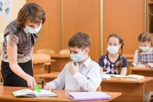 У Шкарлета відреагували на підручник із неправильною датою заснування Києва