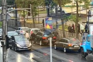 На Рівненщині – серйозна ДТП: зіткнулися одразу три автівки
