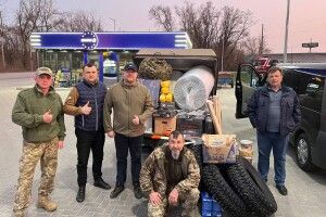 Міський голова та керівники підприємств Нововолинська завезли допомогу військовим