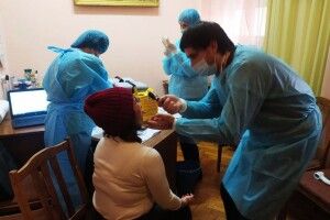 У Луцьку ходили в театр на вакцинацію