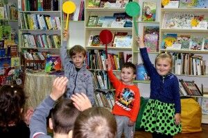 У книгозбірні вирувала книжкова ігротека «Веселі барви осені» (фото)