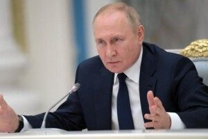 «Ви програли»: путіну на нараді генерал прямо сказав про провал в Україні, питання спробували «зам'яти»  