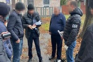 На Волині на хабарі викрили посадовця 