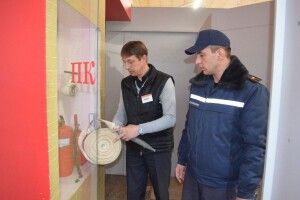 80 рятувальників перевіряють торговельно-розважальні центри Волині 