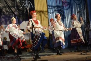 У Любешові провели вечір з присмаком яскравого гумору 