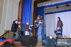 Німецькі благодійники привезли новорічні подарунки для юних ковельчан