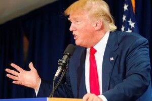 Трамп поскаржився на прагнення мігрантів зі «смердючих дір» переїхати в США