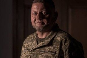 Зеленський хоче звільнити Залужного через різні позиції щодо мобілізації, — джерело