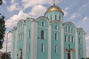 На стінах волинського собору роздивилися російського самодержця (Фото)