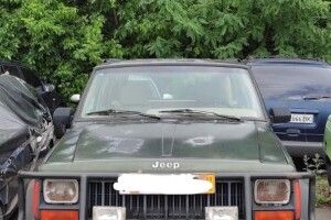На Волині захисникам України передали автомобілі, вилучені під час розслідування продажу гуманітарної допомоги (Фото)