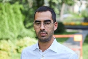 ДБР з 23 серпня не може встановити, чи був «слуга народу» Трухін за кермом під час ДТП