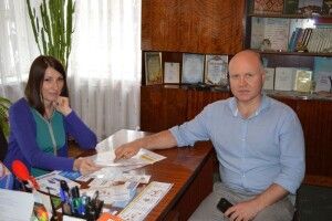 У Володимирі-Волинському знають, як виїхати з дитиною за кордон