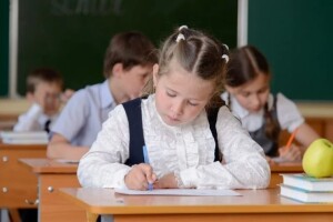 Кількість першокласників на Волині за три роки війни скоротилася на 24%