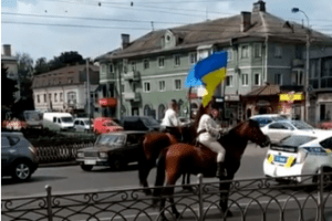 Із Рівного козаки на конях вирушили до Берестечка