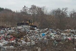 У Маневичах впорядкували сміттєзвалище (Фото)