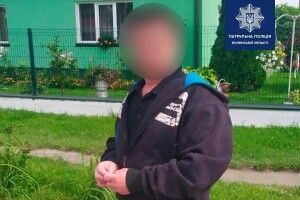 У Ковелі чоловік попросив води, а у відповідь на доброту... зірвав прикраси із жінки