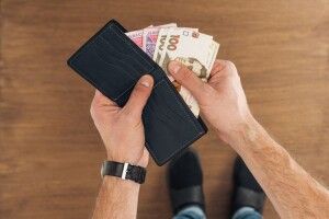 Сімейним лікарям підвищать оплату за декларації з пацієнтами
