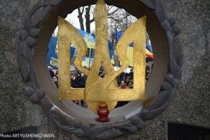 Всі 40 мільйонів – як ці п’ятнадцять! Президент присвоїв ще 15 звань Героїв України