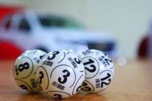 Прибиральник з Австралії виграв у лотерею і став мультимільйонером
