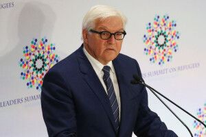 Штайнмаєр розраховує на обмін полоненими на Донбасі до Різдва 