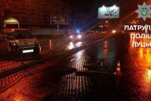 У Луцьку п’яний водій вночі протаранив огорожу