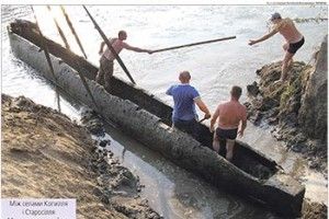 ЦЕЙ ЧОВЕН ПЛИВ ДО НАС ТИСЯЧУ РОКІВ!