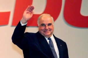 Помер Гельмут Коль