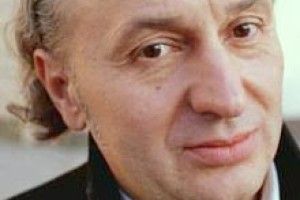 ГОЛОВОЮ — В ЄВРОПІ, ХВОСТОМ — ДО МАТРЬОШКИ