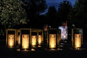 У Дніпрі відкрили Алею Героїв – 503 прізвища…