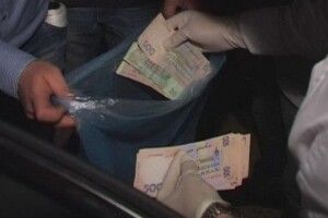 СБУ викрила на хабарі чиновника Дніпровської міської ради (відео)