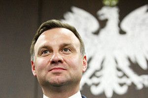 Анджей ДУДА: «НЕМА ТАКИХ ІНТЕРЕСІВ, ЯКІ Б ДОЗВОЛИЛИ ЧЕСНИМ ЛЮДЯМ ПРОДАТИ УКРАЇНУ»