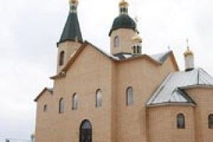 ДУХОВНІСТЬ: предстоятель УПЦ освятив нову церкву у Луцьку