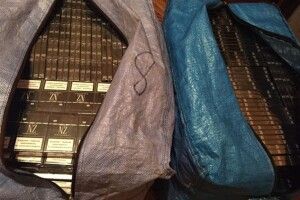 На Волині чоловік планував перенести через кордон 5 тисяч пачок сигарет... (фото)