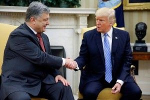 Порошенко після зустрічі з Трампом: «США й надалі підтримують Мінські домовленості»