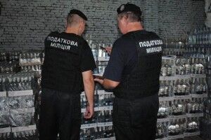 Майже на 11 мільйонів гривень алкоголю і тютюну вилучили з незаконного обігу волинські податківці 