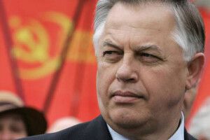 Симоненка покарають за «золото партії» на… 1190 або 1700 гривень